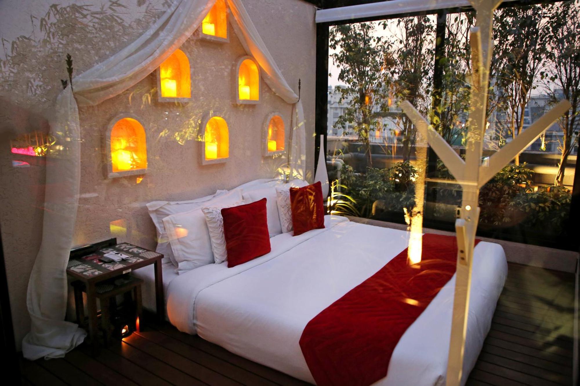 Theory9 Premium Service Apartments Bandra Bombaim Exterior foto