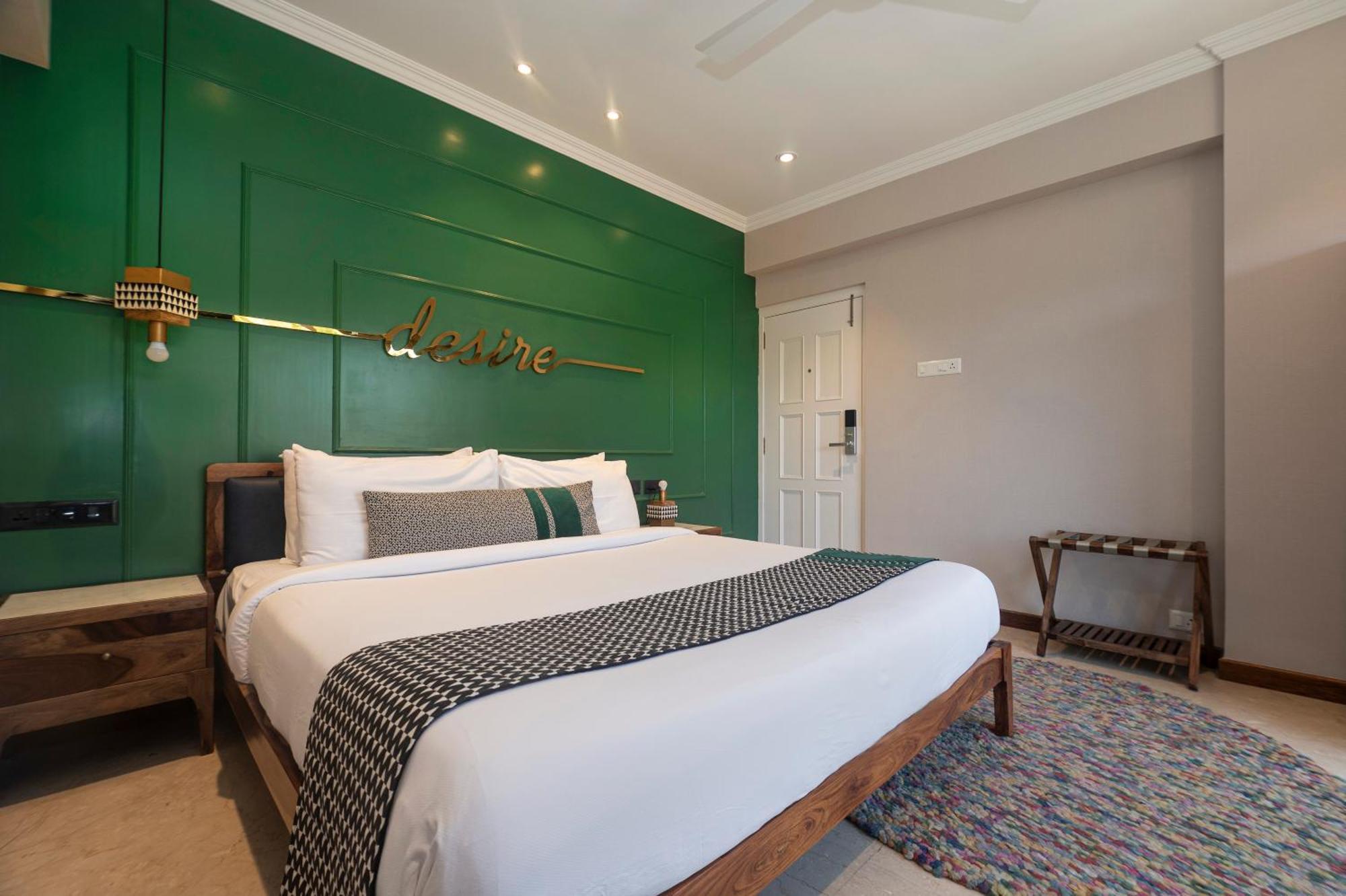 Theory9 Premium Service Apartments Bandra Bombaim Exterior foto